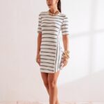 Vestido listrado azul com manga