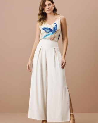 Regata estampada com detalhe argola no ombro